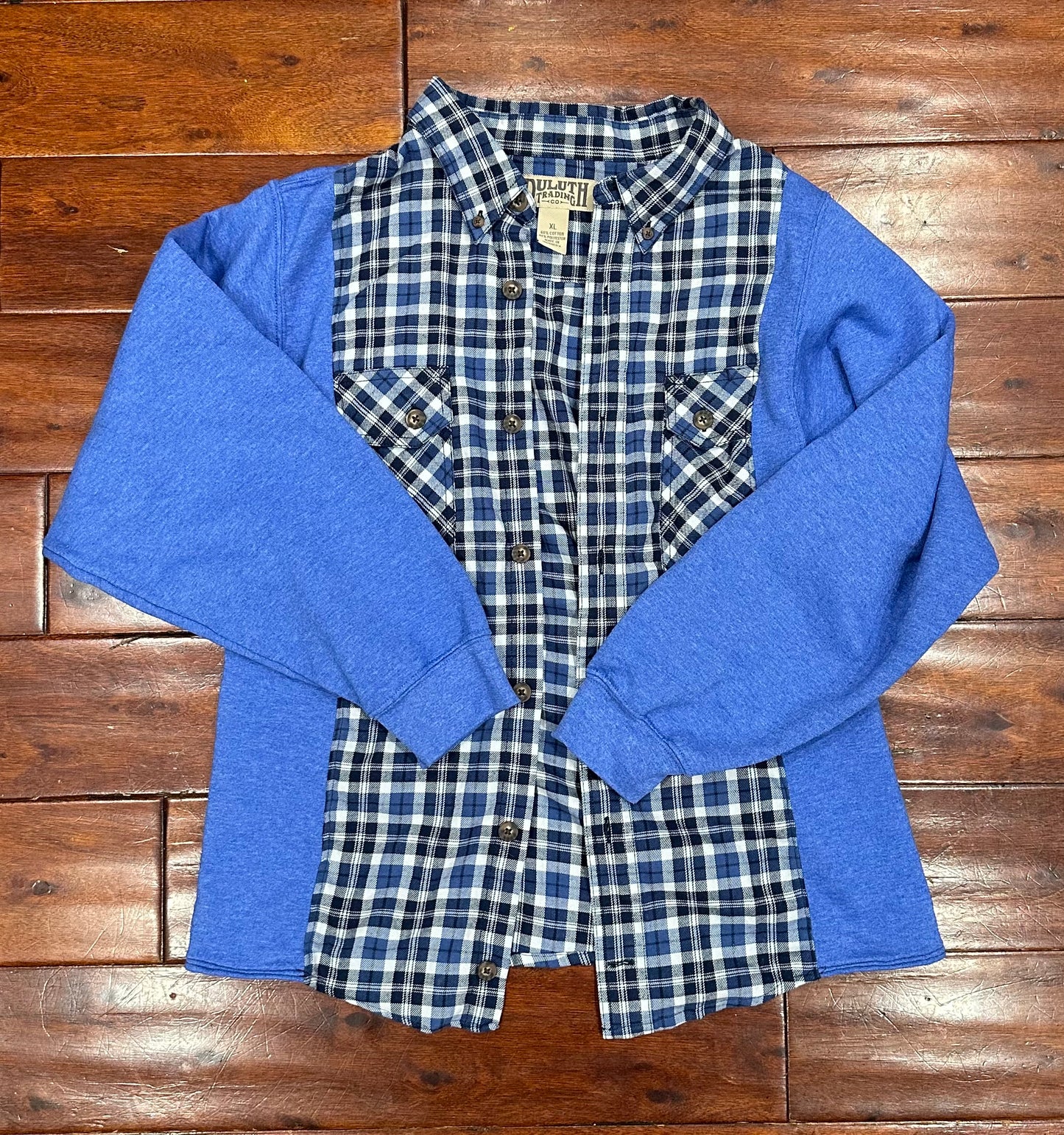 Button-Up Flannel Sweatshirt - L to XL